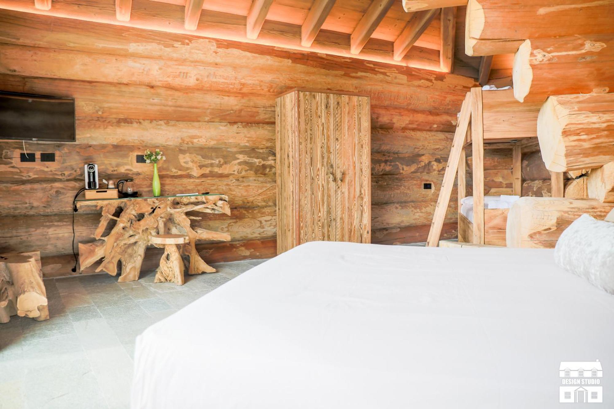 Chalet Antico Legno By Design Studio Sueglio 外观 照片